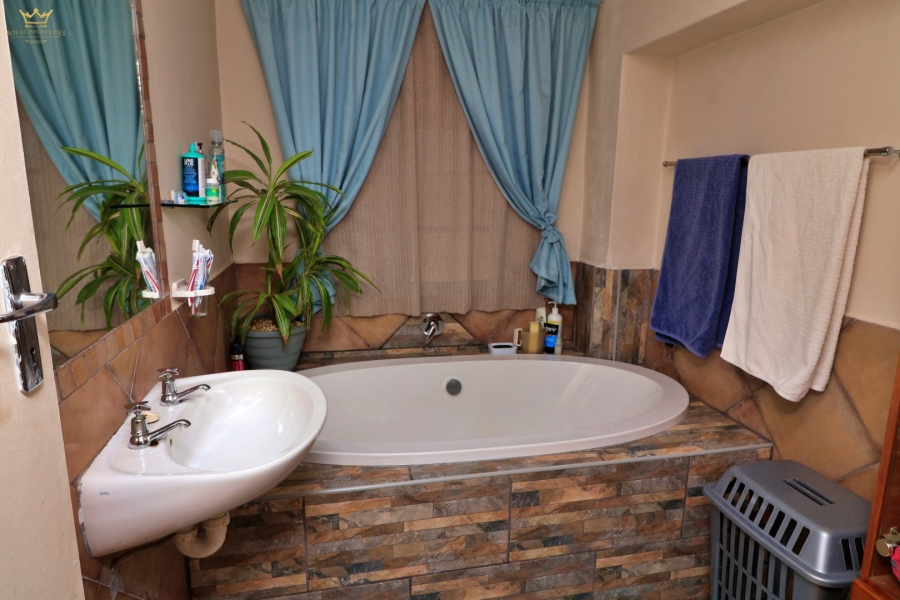 Commercial Property for Sale in Vredenburg Rural Western Cape